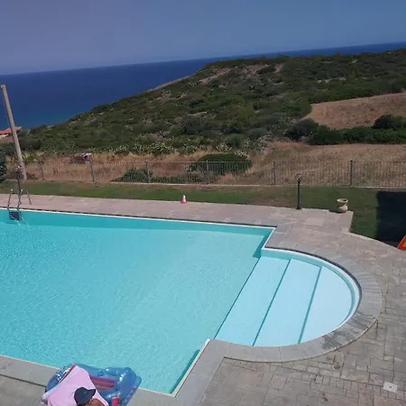 La Terrazza Di Max Apartment